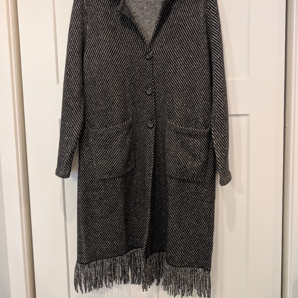 J Jill Herringbone Sweater W/Fringe Black M New - Picture 3 of 13